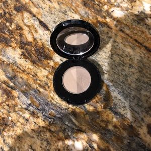 Anastasia Beverly Hills duo brow powder